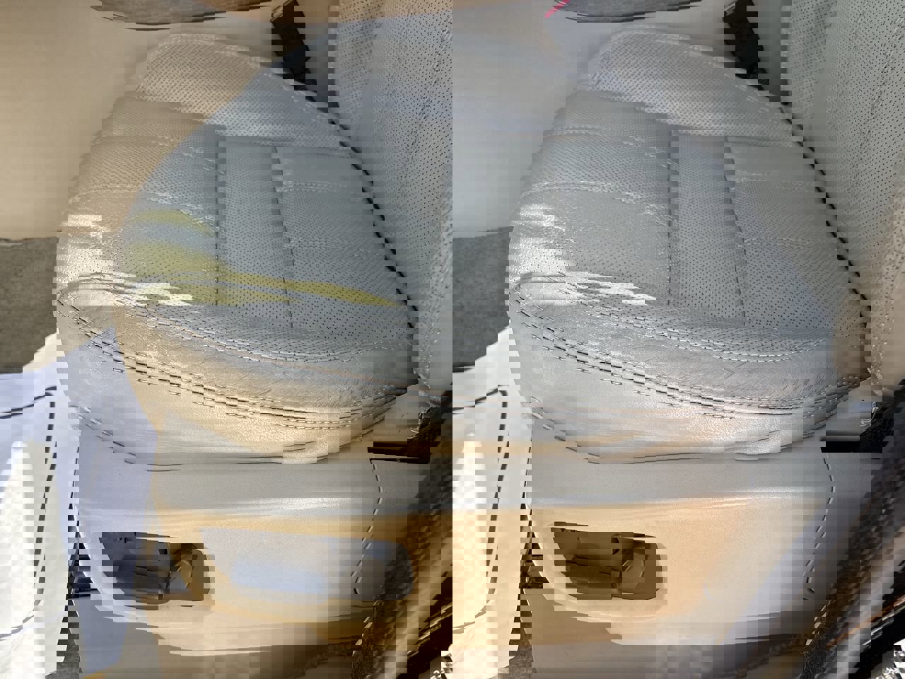 Used 2013 Land Rover Range Rover Sport HSE LUX image 15