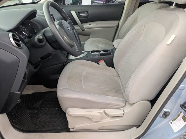 Used 2013 Nissan Rogue S FWD image 12