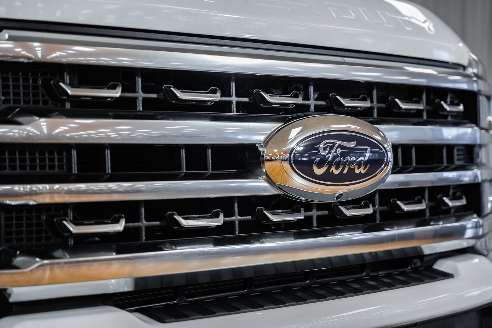 Used 2024 Ford F250 Platinum AWD/4WD image 14