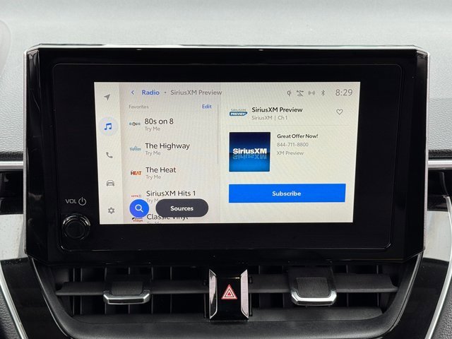 Used 2024 Toyota Corolla Cross XLE image 5