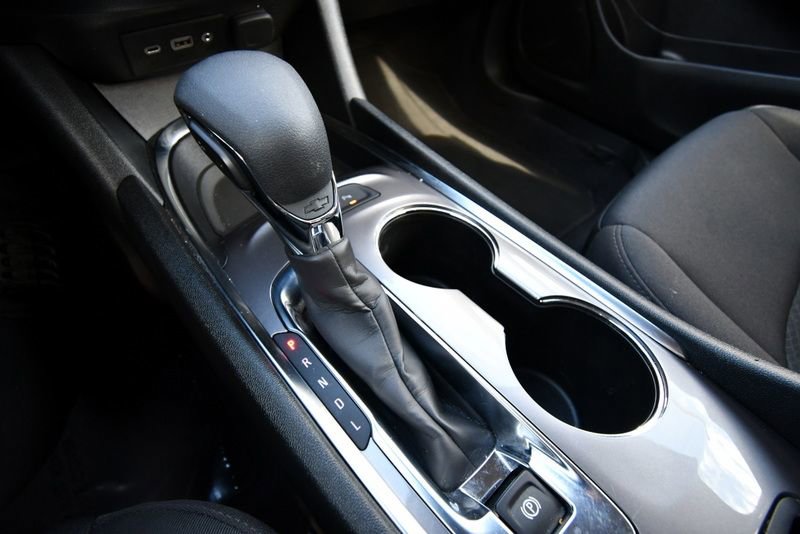 Used 2025 Chevrolet Malibu LT FWD image 28