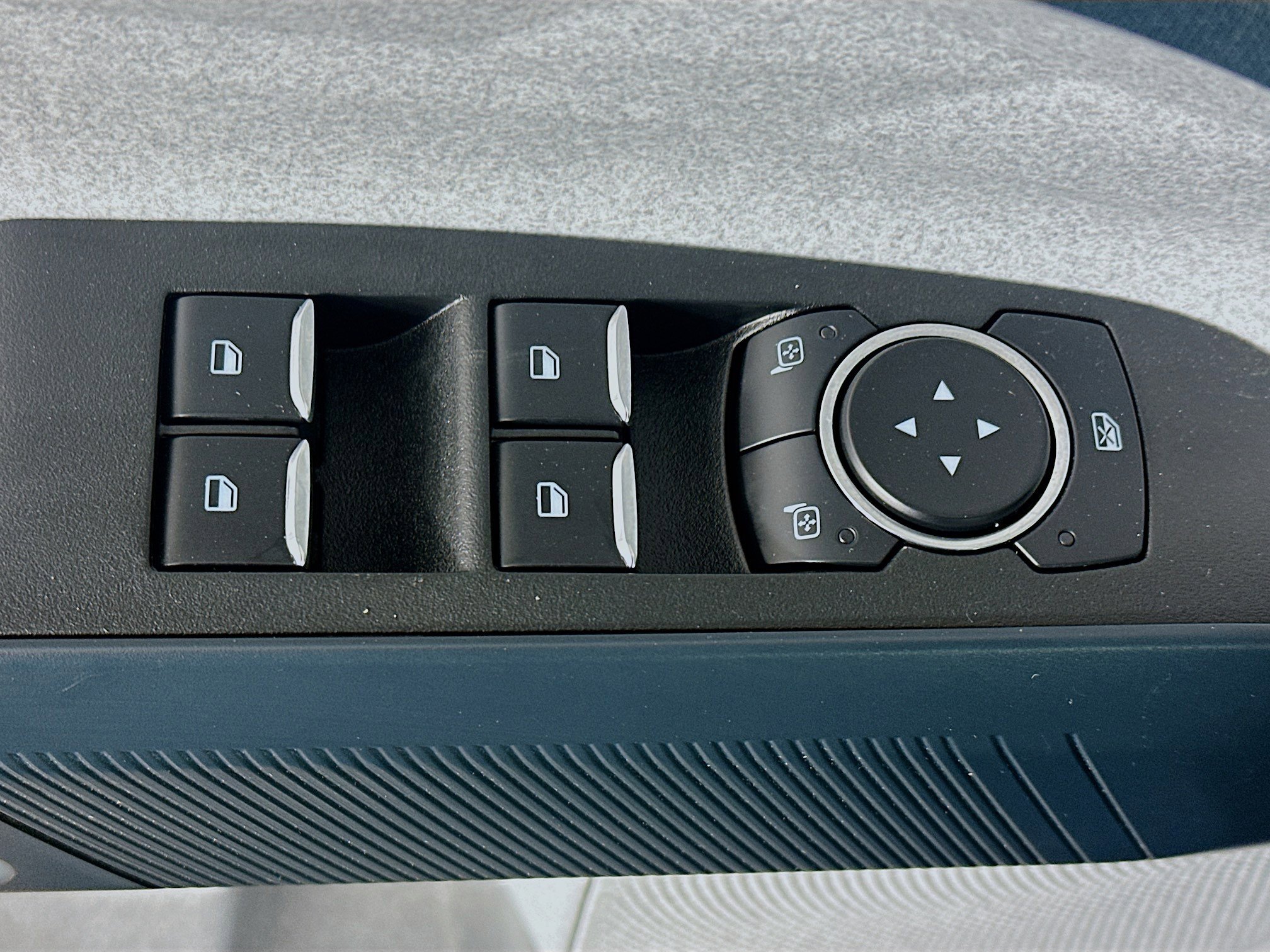 Used 2023 Ford Maverick XLT FWD image 15