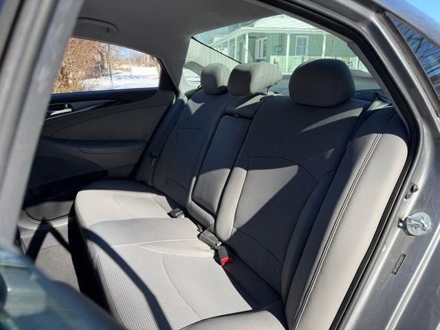 Used 2014 Hyundai Sonata SE image 15