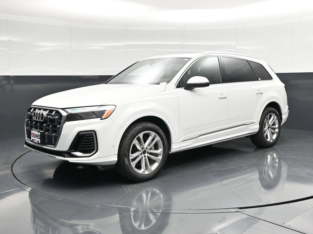 Used 2025 Audi Q7 3.0T Premium Plus AWD/4WD image 6