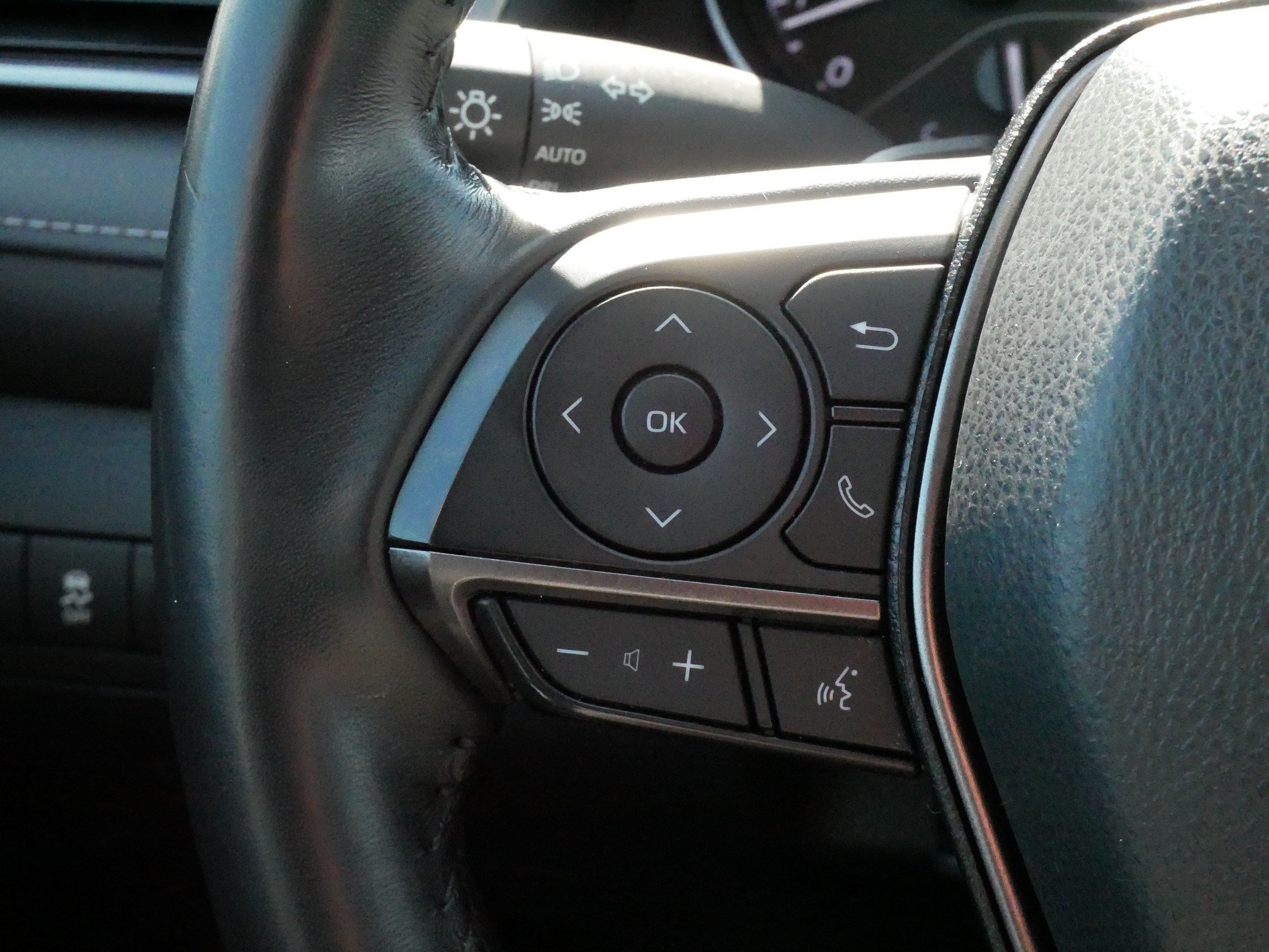 Certified 2024 Toyota Camry SE FWD image 27
