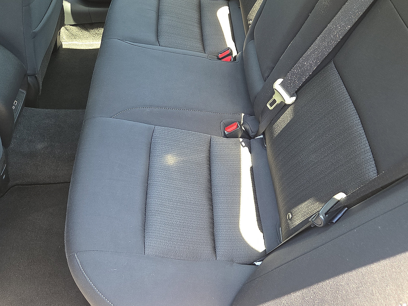 Used 2025 Nissan Altima 2.5 SV FWD image 22
