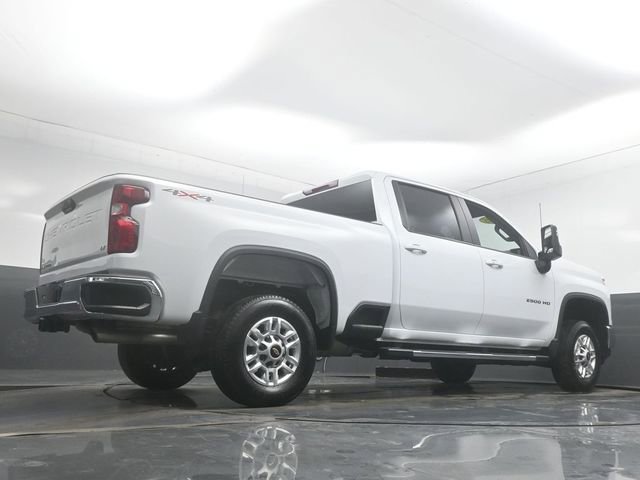 Used 2025 Chevrolet Silverado 2500 LT w/ Convenience Package image 32