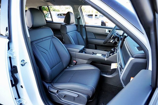 New 2026 Hyundai Santa Fe SEL FWD image 16