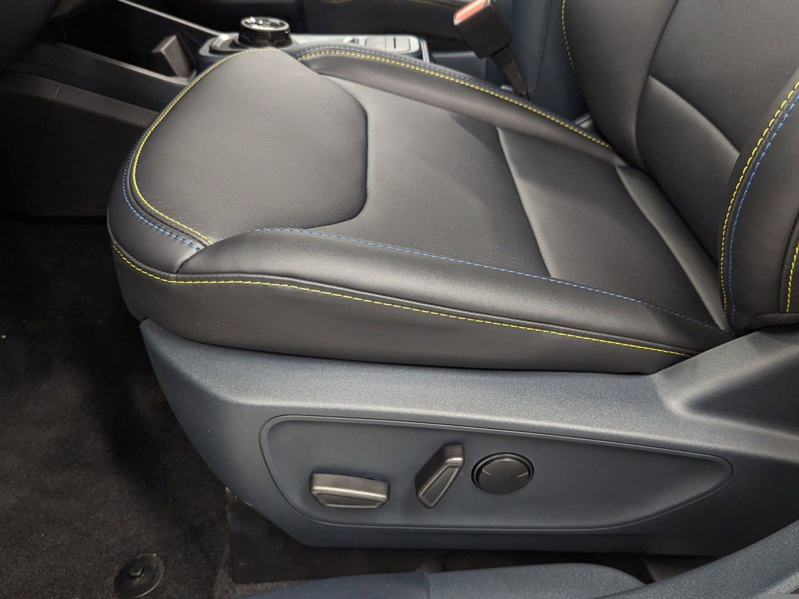 New 2025 Ford Maverick Lobo image 11