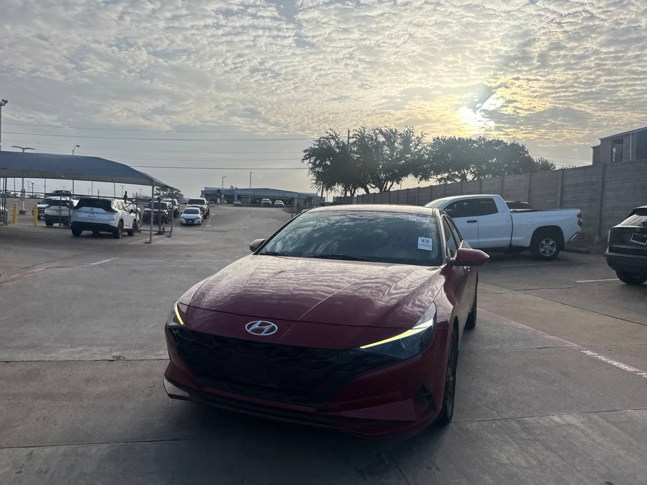 Used 2023 Hyundai Elantra SEL FWD image 6