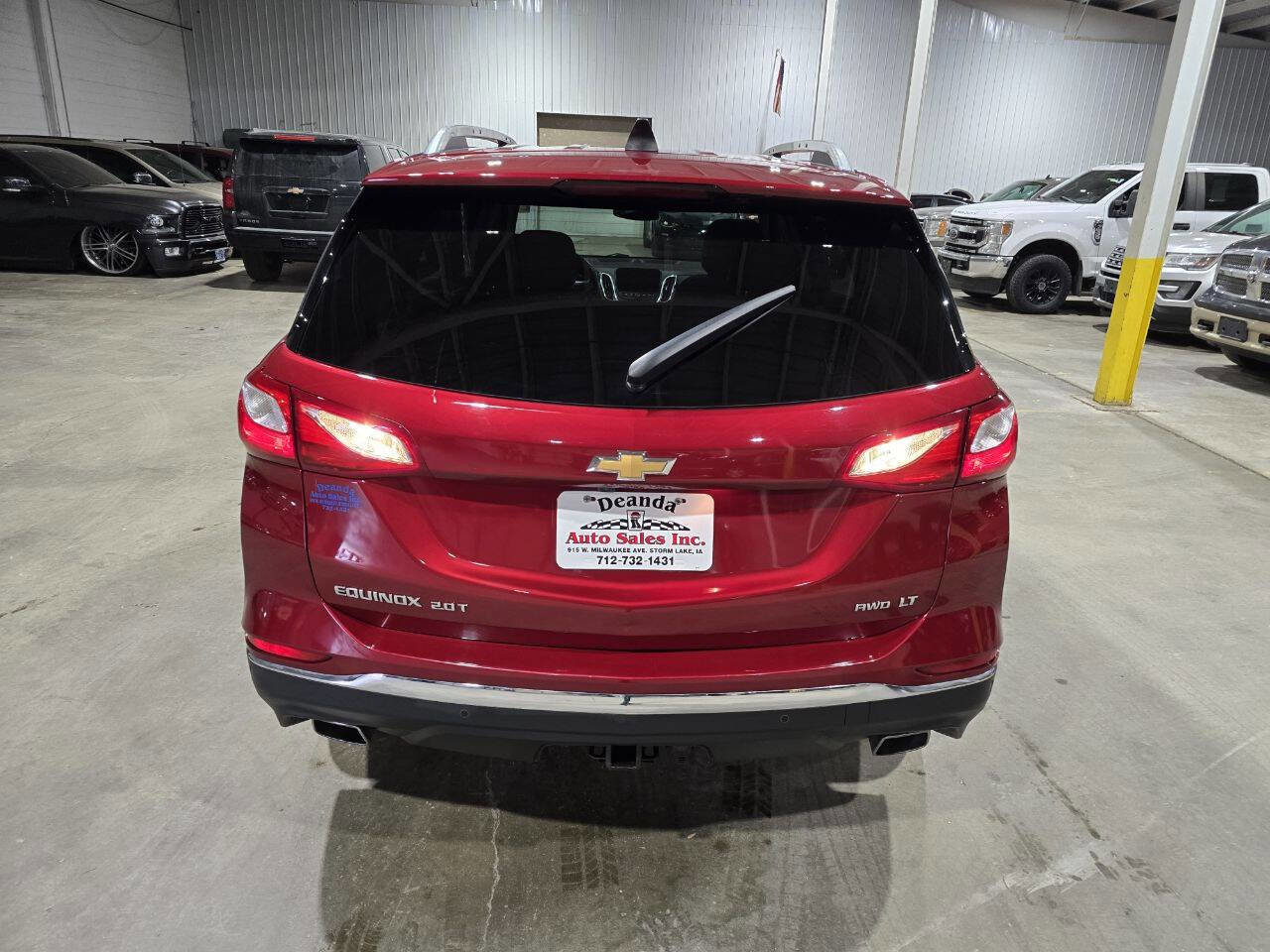 Used 2018 Chevrolet Equinox LT w/ Sun & Infotainment Package AWD/4WD image 10