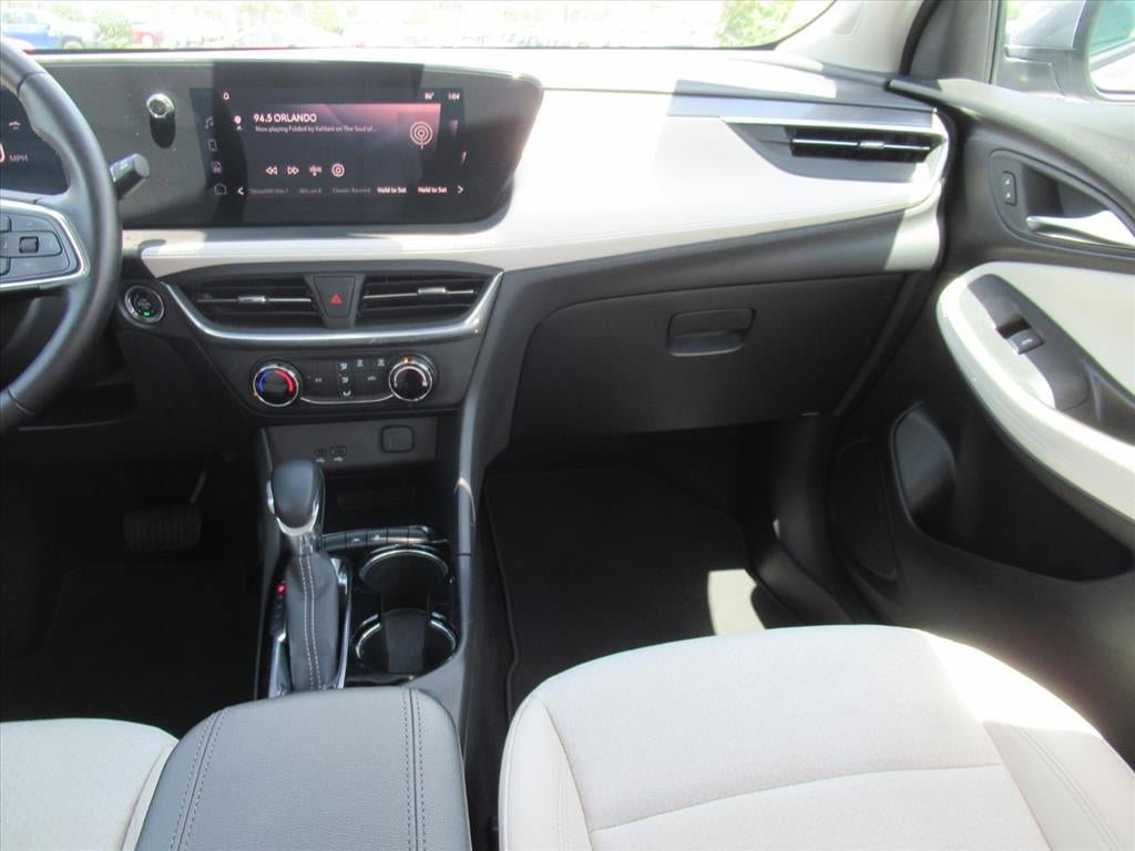 Used 2024 Buick Encore GX Preferred w/ Advanced Technology Package FWD image 13