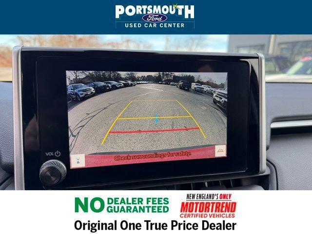 Used 2023 Toyota RAV4 XLE image 9