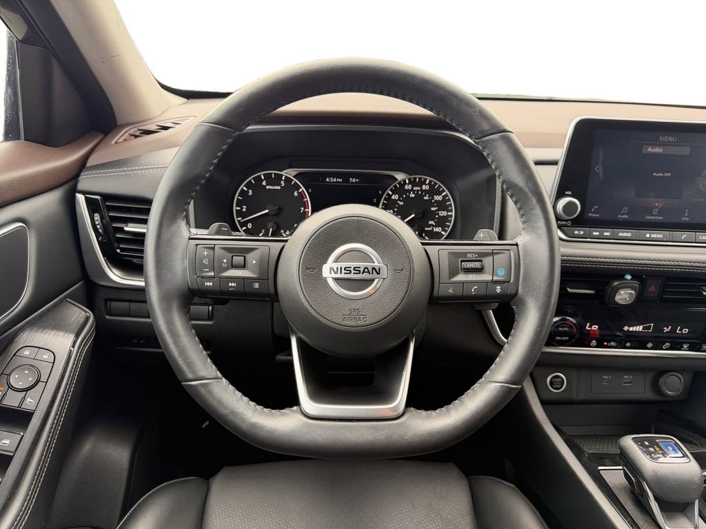 Used 2021 Nissan Rogue SV w/ Premium Package FWD image 13