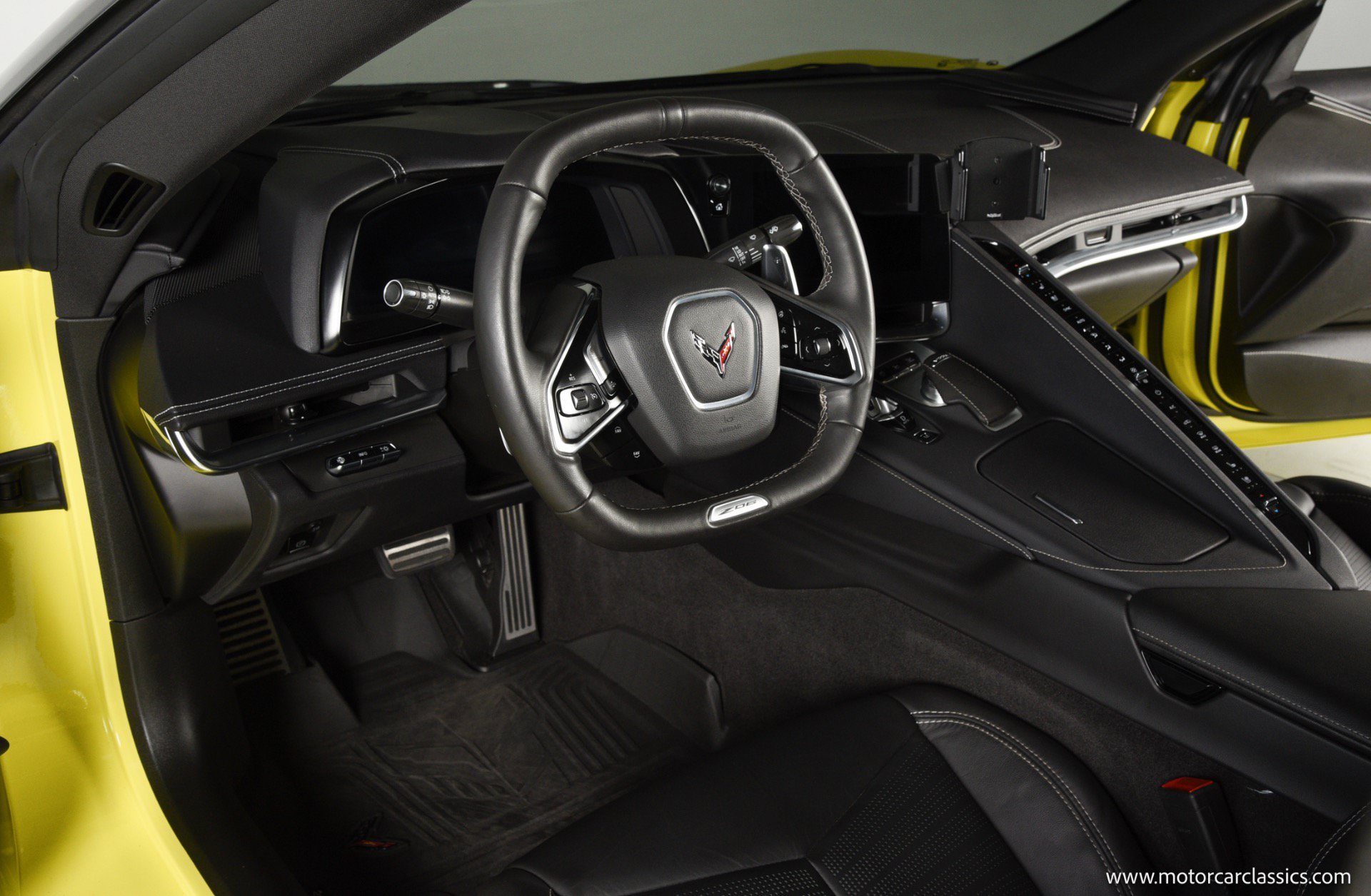 Used 2024 Chevrolet Corvette Z06 RWD image 28