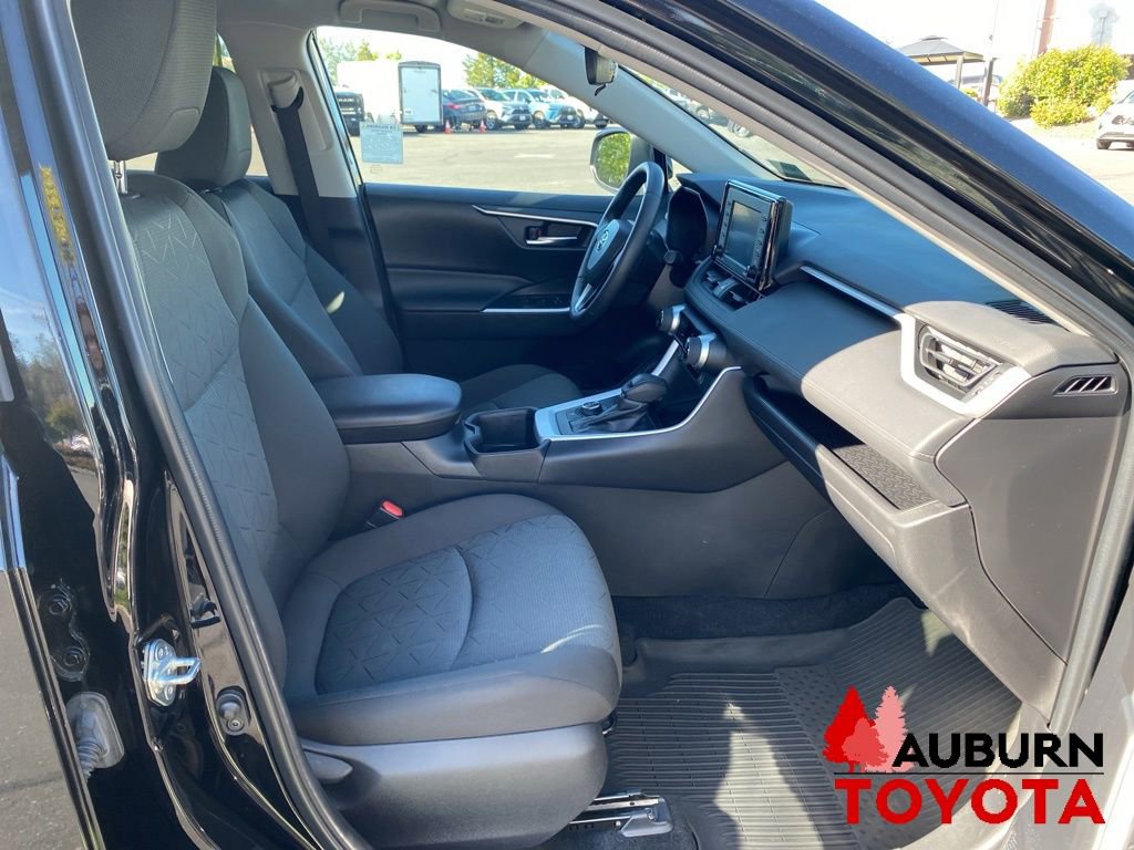 Used 2022 Toyota RAV4 XLE w/ XLE Grade Weather Package AWD/4WD image 13