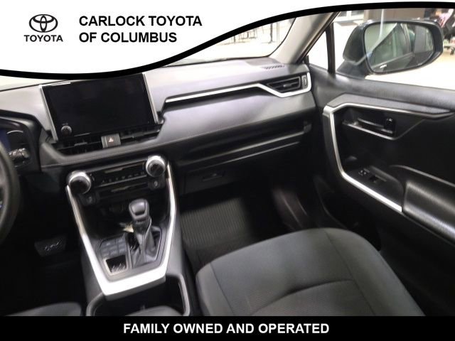Used 2023 Toyota RAV4 LE image 17