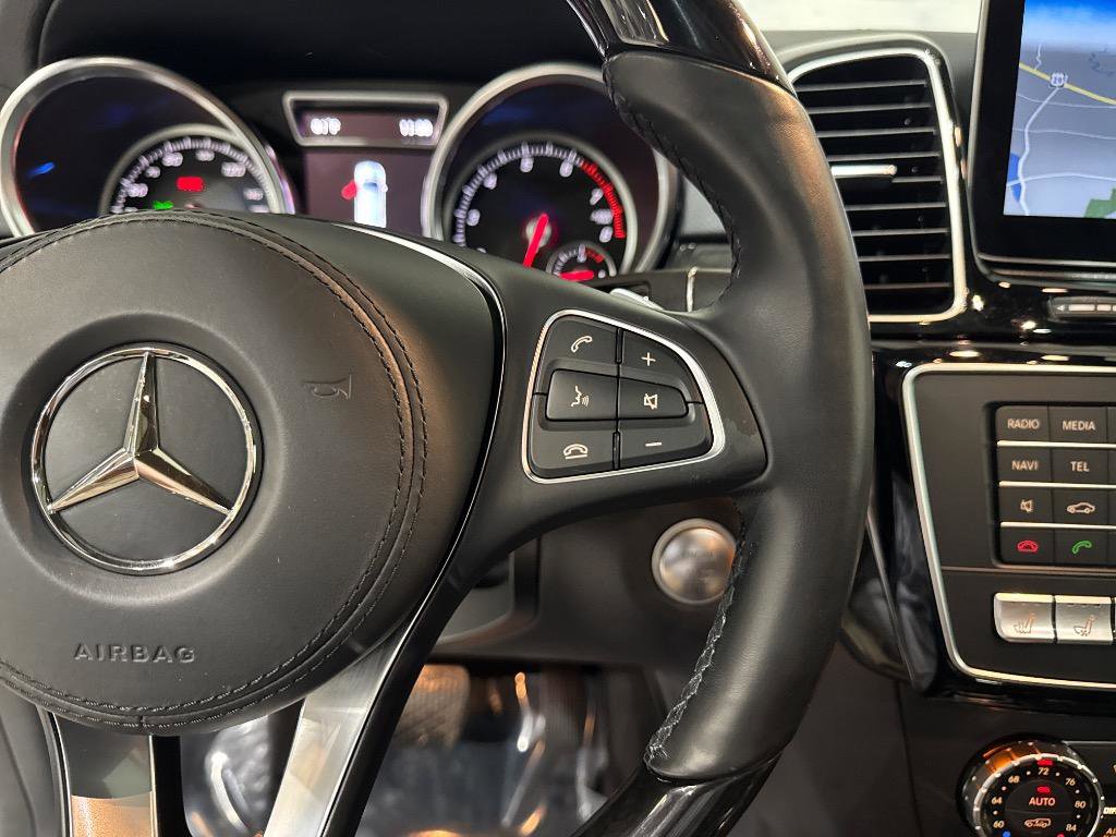 Used 2018 Mercedes-Benz GLS 450 4MATIC image 39