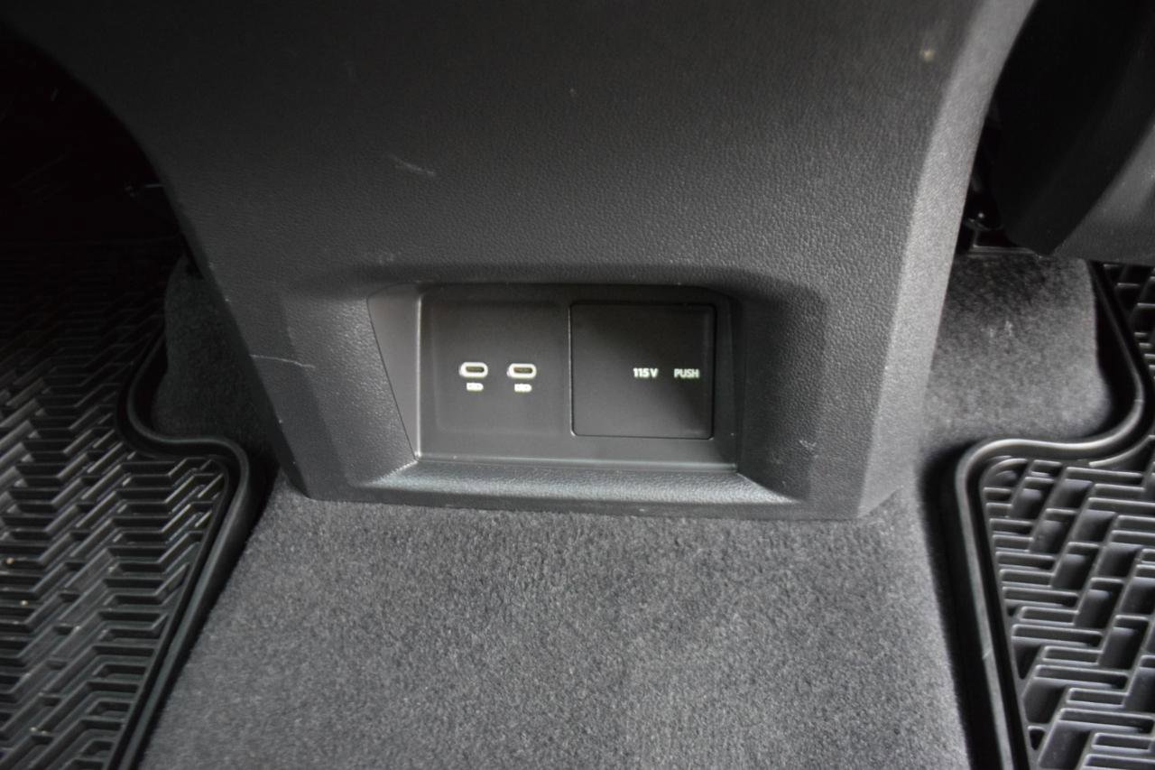 Used 2023 Volkswagen Atlas Cross Sport SEL image 28