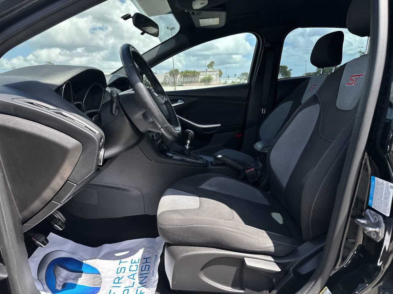 Used 2015 Ford Focus ST FWD image 10