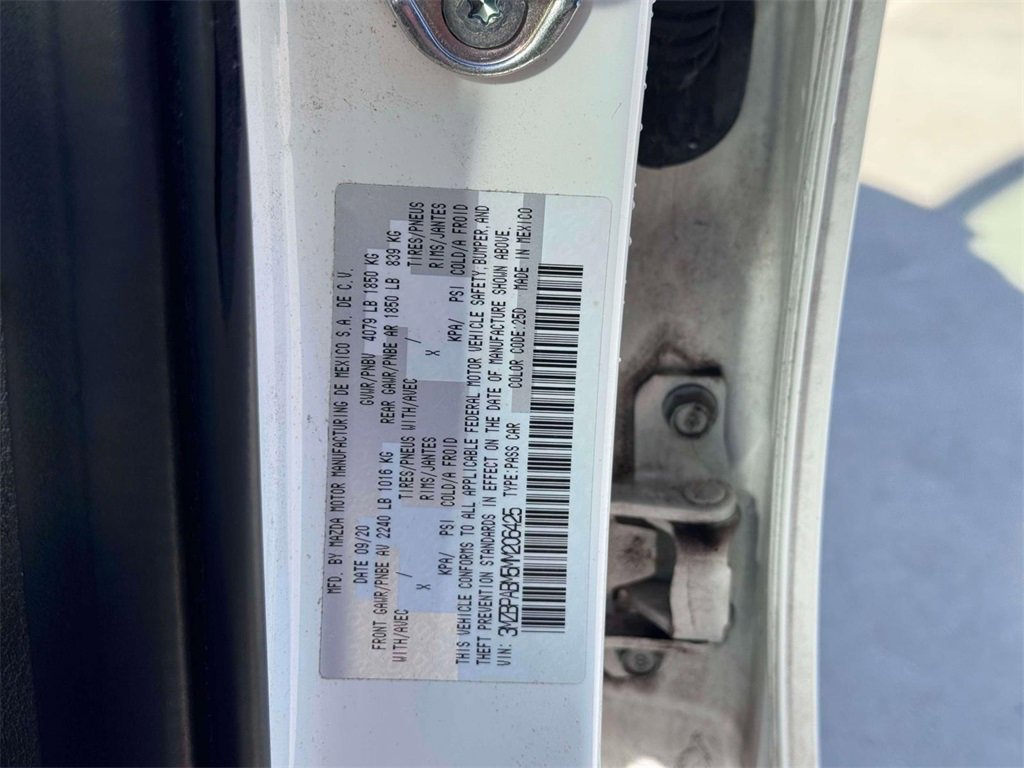 Used 2021 MAZDA MAZDA3 s image 21