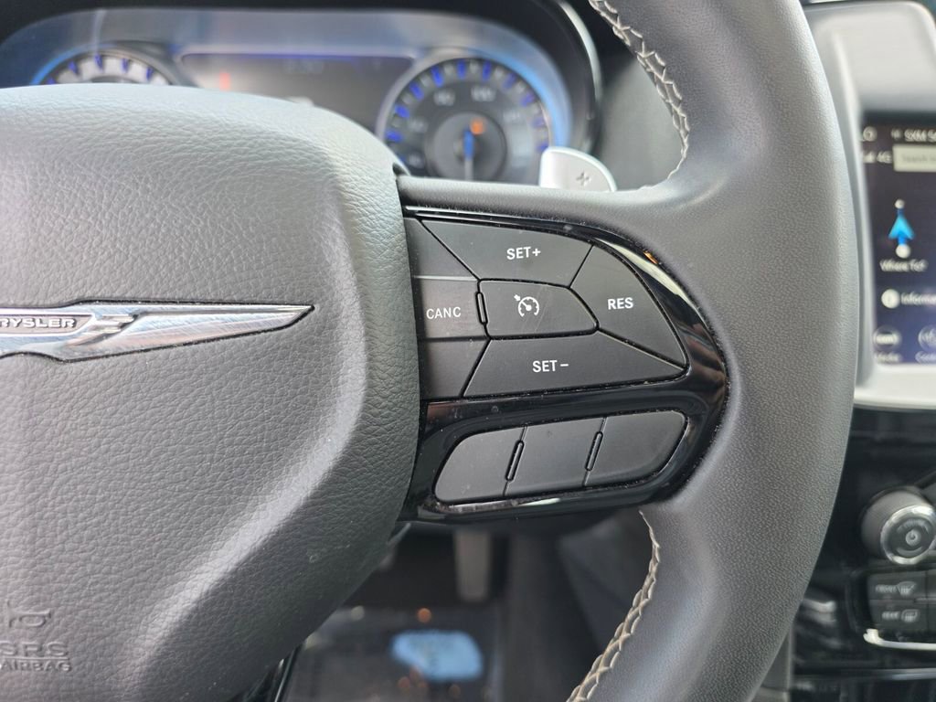 Certified 2023 Chrysler 300 S RWD image 28