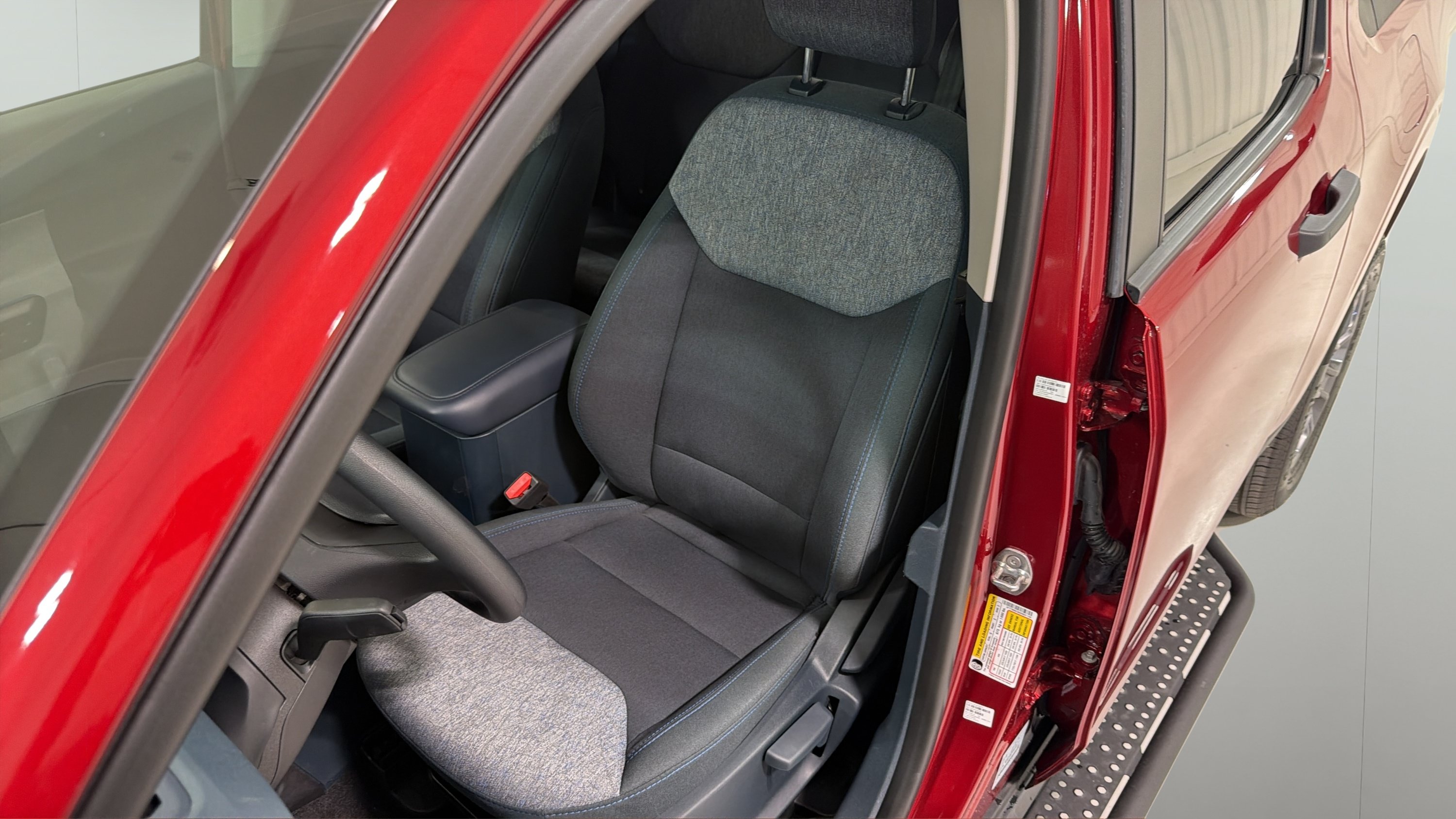 Used 2025 Ford Maverick XLT FWD image 9