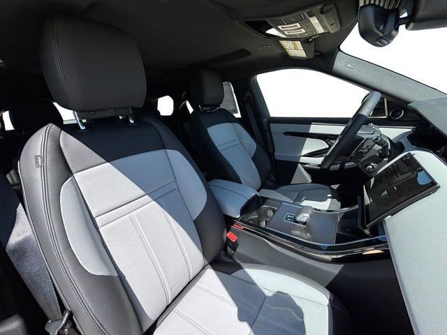 New 2026 Land Rover Range Rover Evoque Dynamic SE image 19