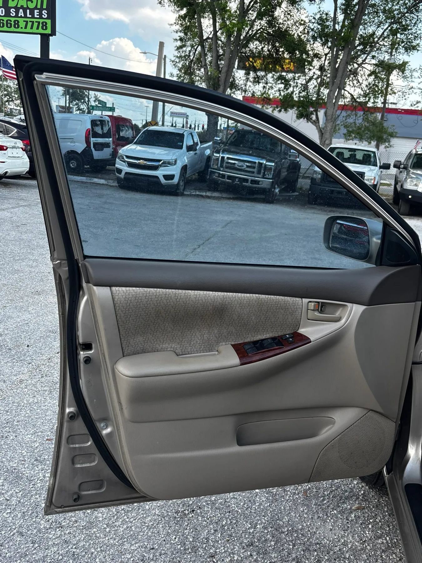 Used 2004 Toyota Corolla LE image 14