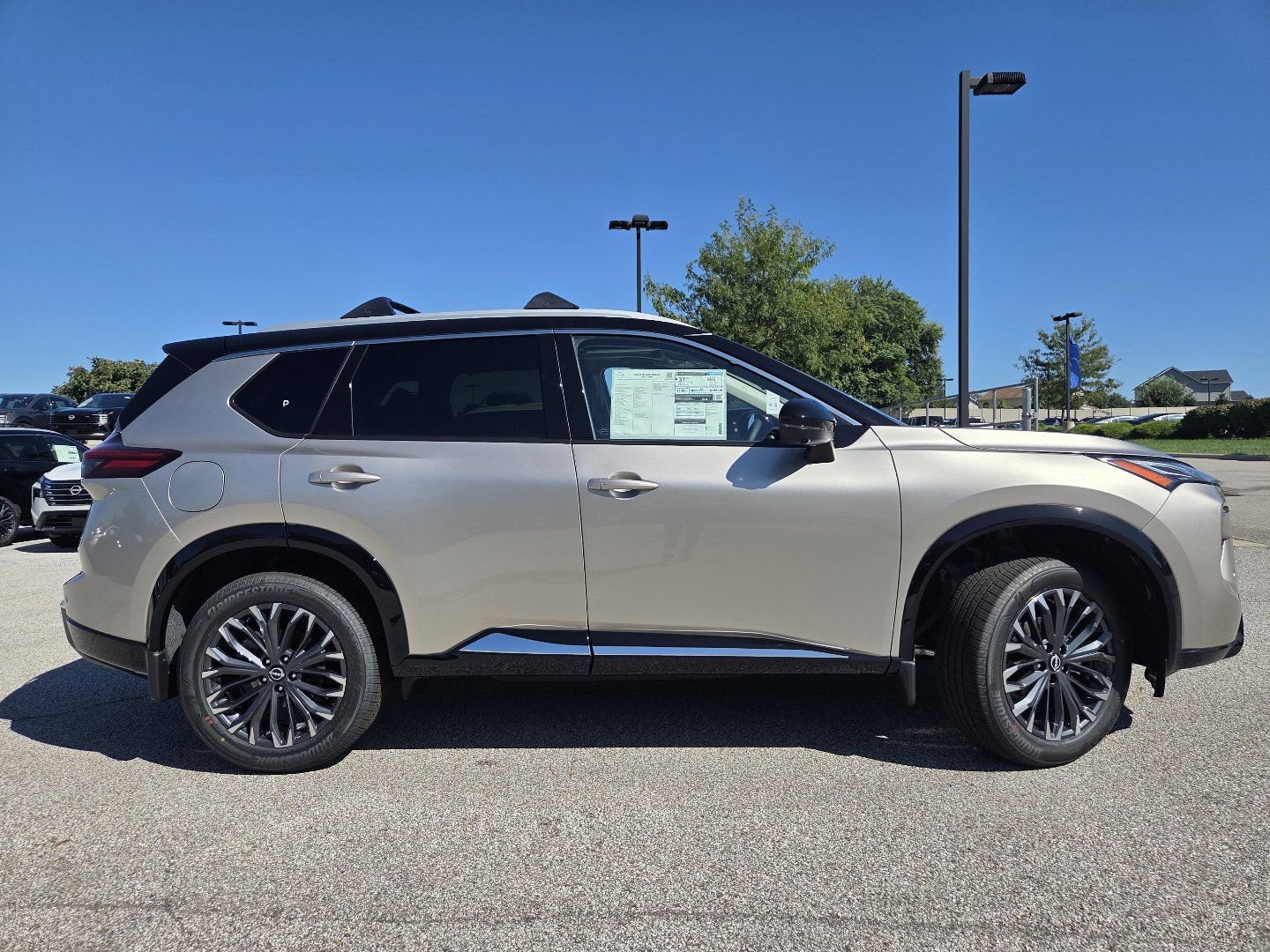 New 2026 Nissan Rogue Platinum AWD/4WD image 21