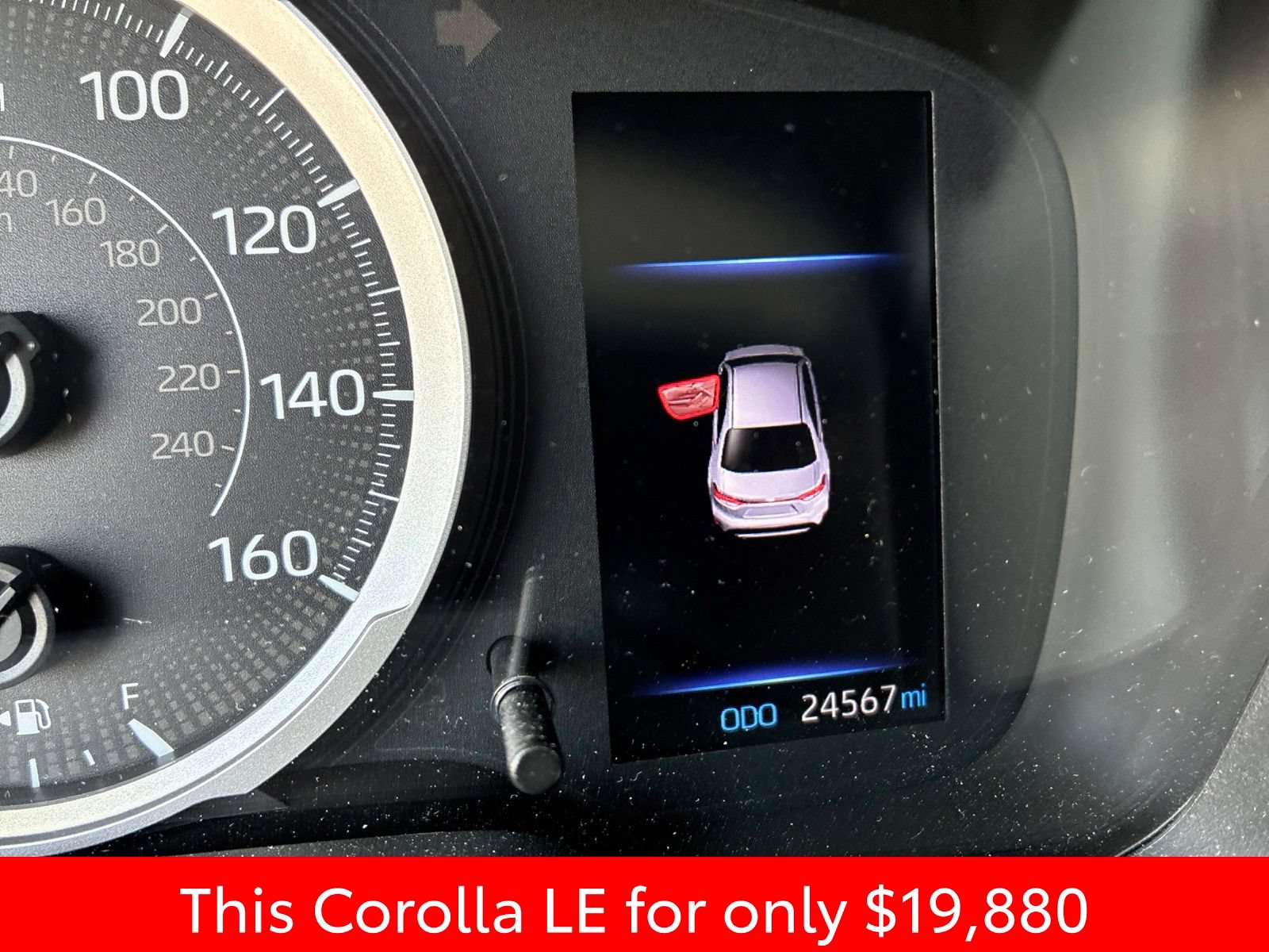 Used 2020 Toyota Corolla LE FWD image 11