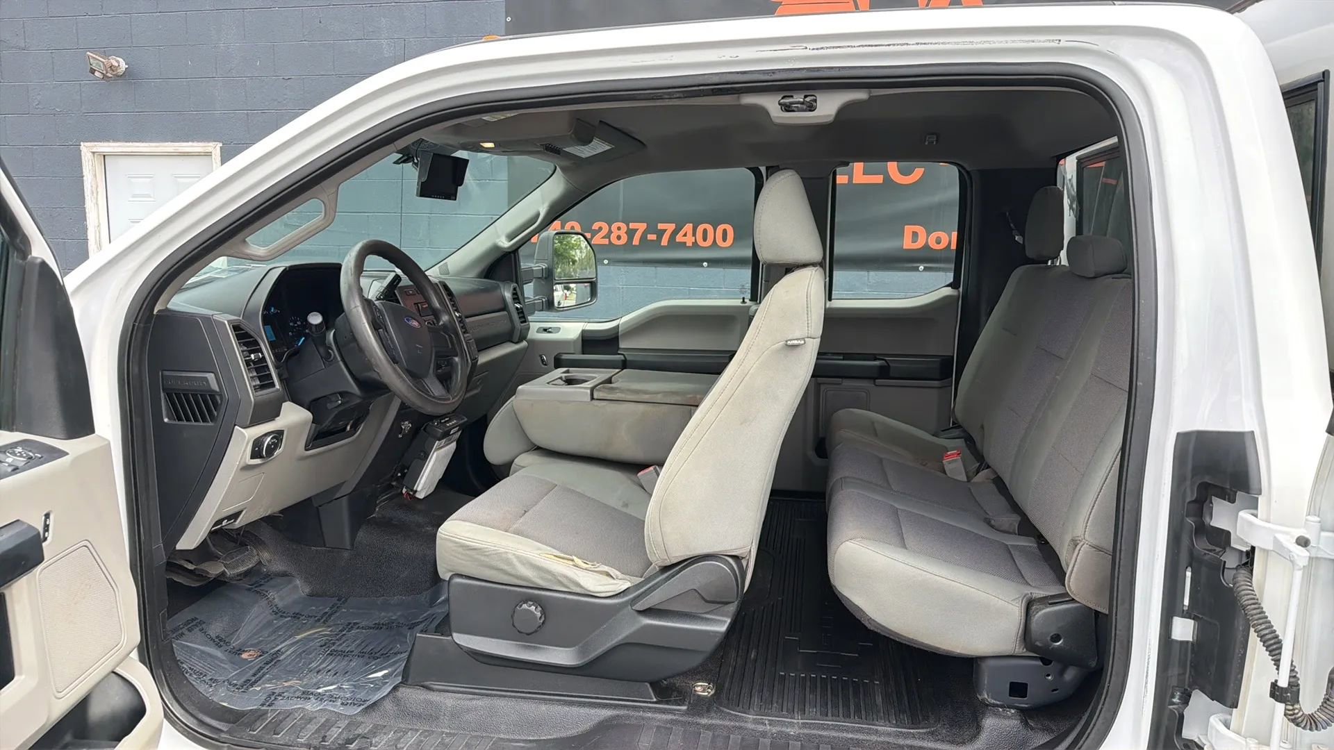Used 2018 Ford F250 XL w/ Power Equipment Group AWD/4WD image 17