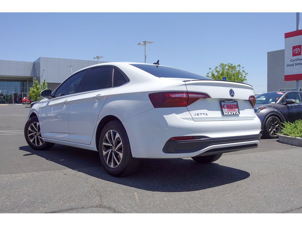 Used 2024 Volkswagen Jetta S FWD image 8