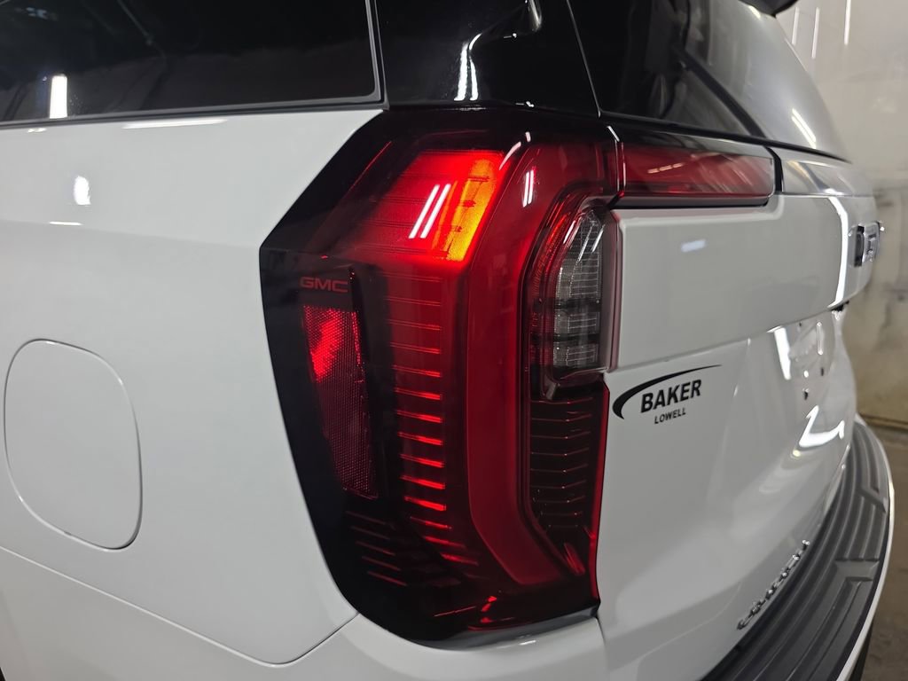 New 2026 GMC Yukon XL AT4 AWD/4WD image 39