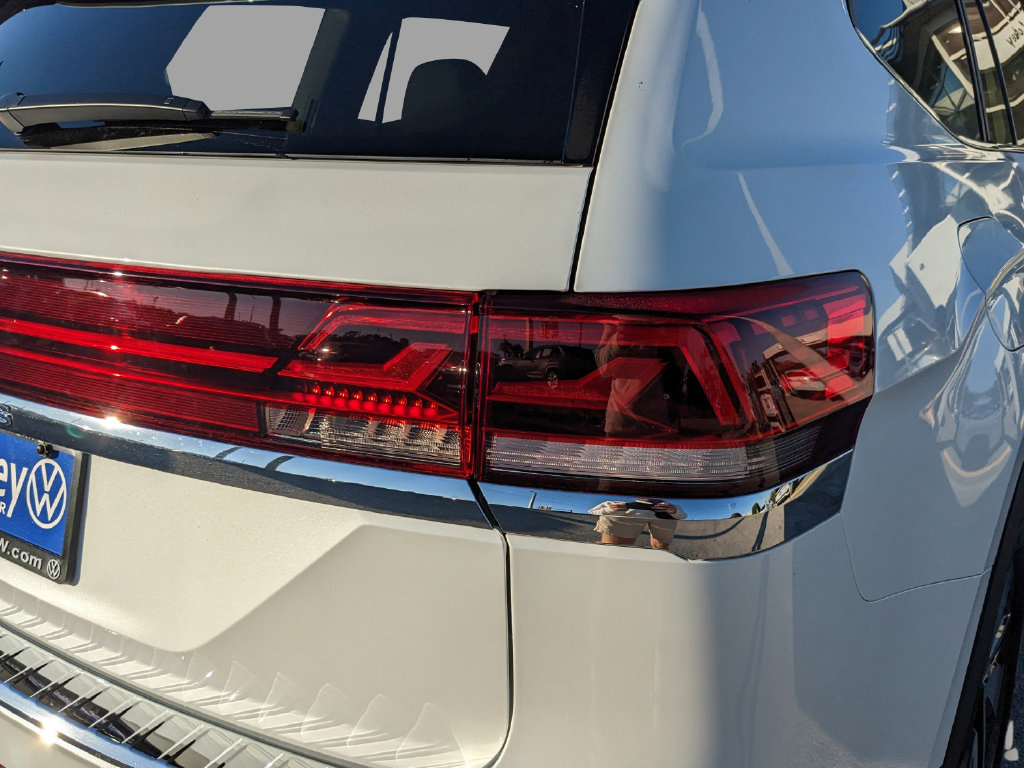 New 2026 Volkswagen Atlas SE FWD image 11