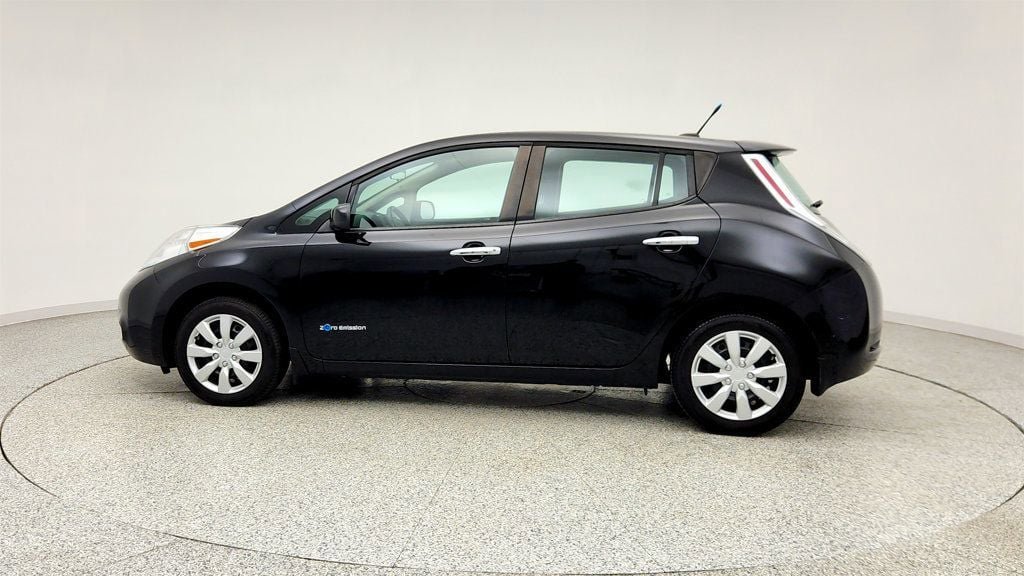 Used 2014 Nissan Leaf S w/ Charge Package FWD image 8