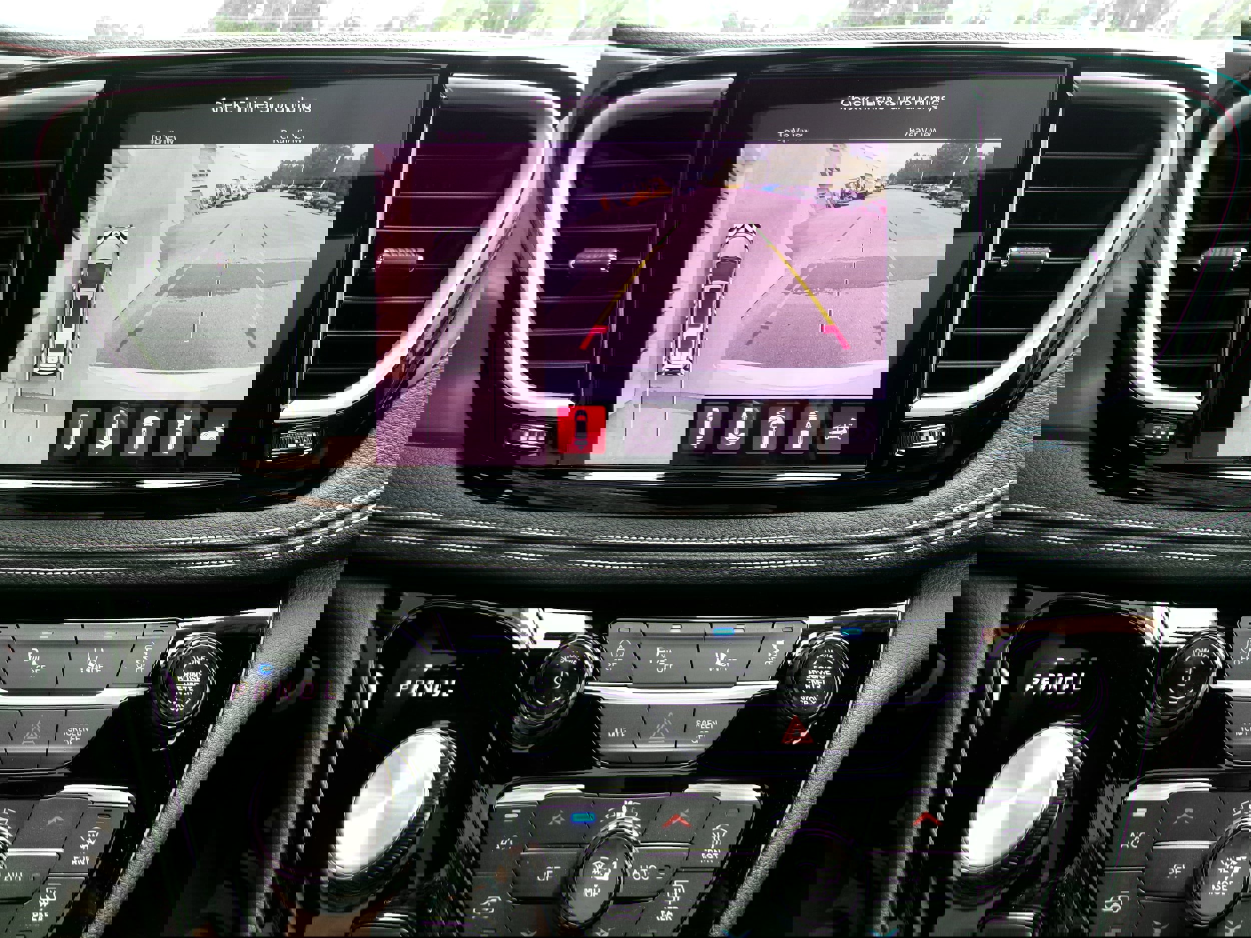 New 2026 Chrysler Pacifica Select image 16