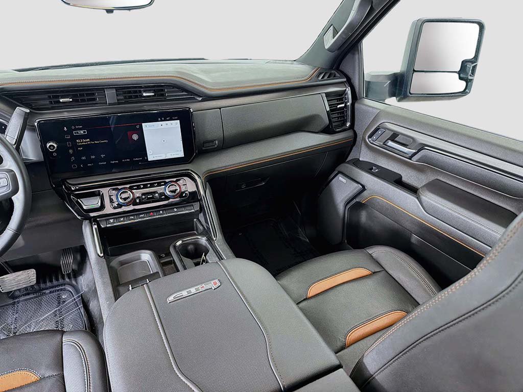 Used 2024 GMC Sierra 2500 AT4 w/ AT4 Premium Plus Package AWD/4WD image 33