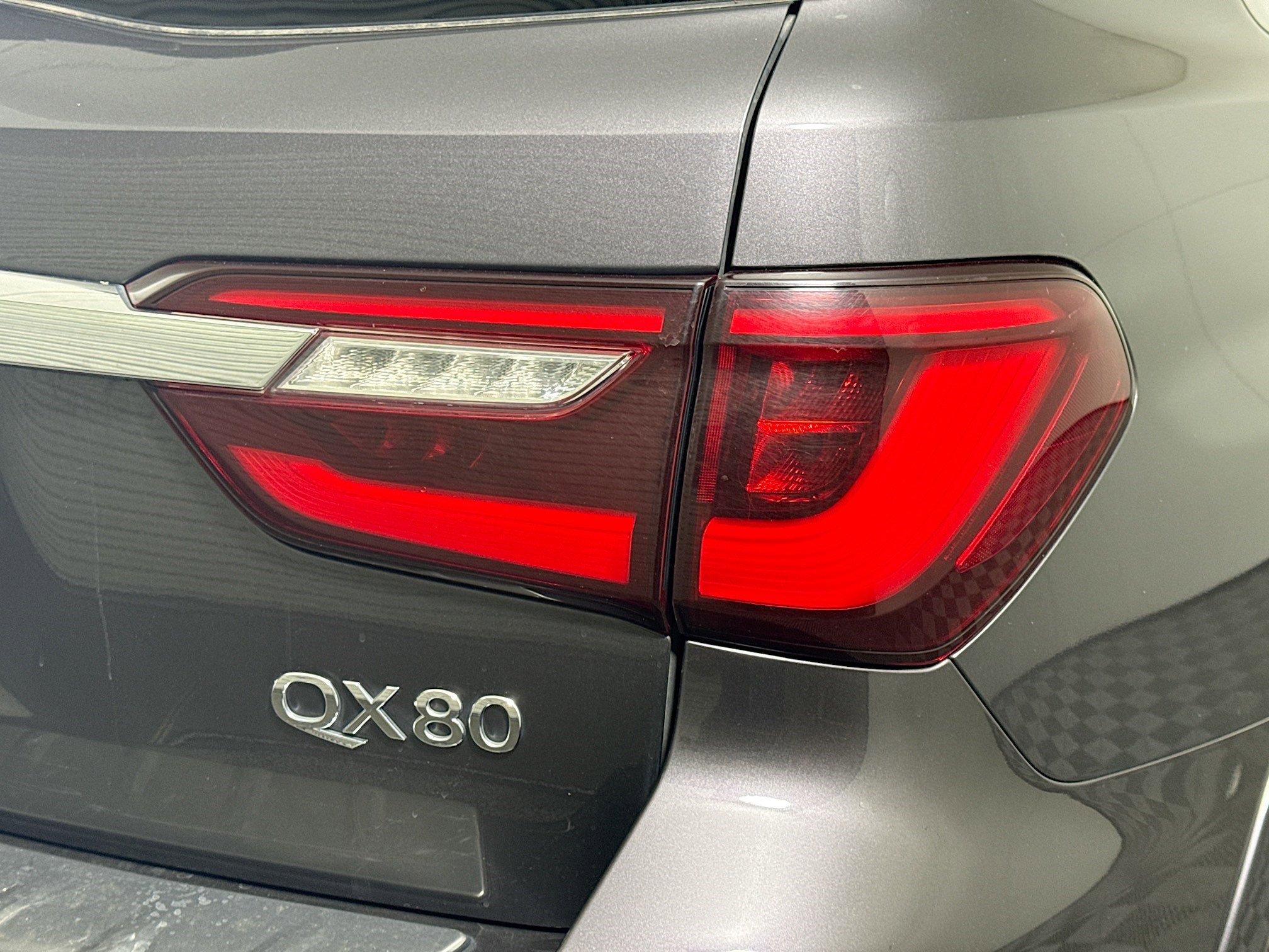Used 2024 INFINITI QX80 Luxe image 34