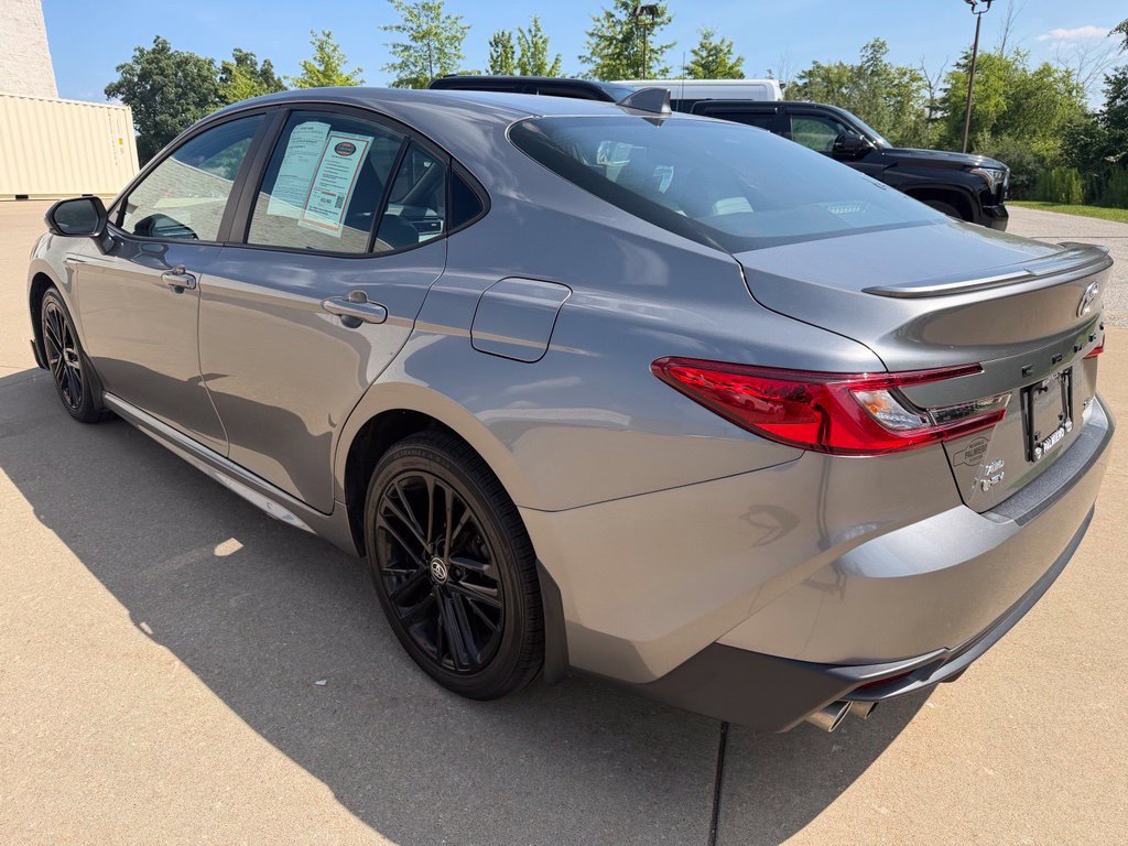 Certified 2025 Toyota Camry SE AWD/4WD image 3