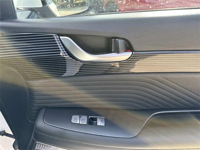 Used 2024 Hyundai Palisade Calligraphy image 14