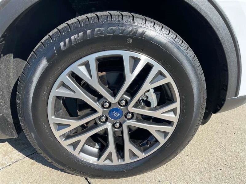 Used 2020 Ford Escape SEL AWD/4WD image 48