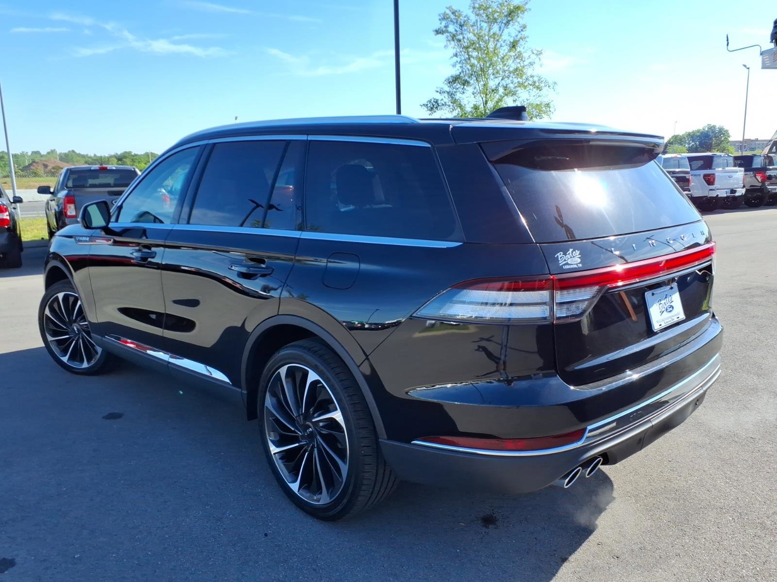 Used 2025 Lincoln Aviator Reserve w/ Illumination Package AWD/4WD image 5