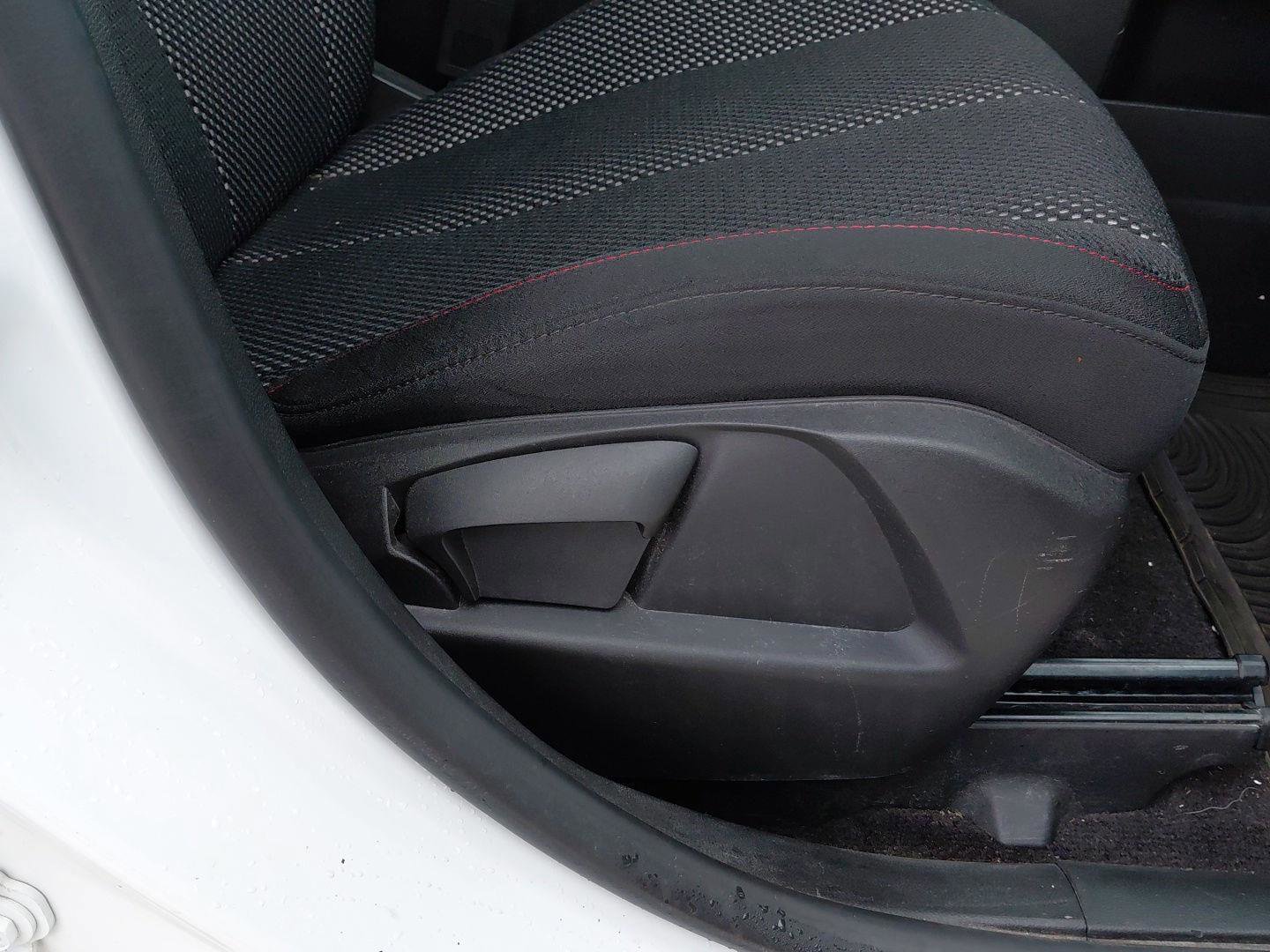 Used 2016 Chevrolet Equinox LT AWD/4WD image 13