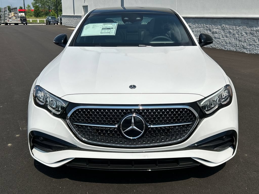 New 2026 Mercedes-Benz E 350 4MATIC Sedan image 3