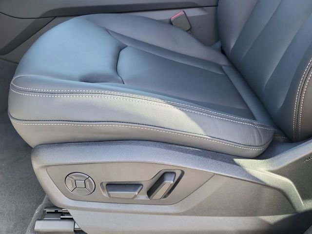 New 2026 Audi Q7 2.0T Premium image 12