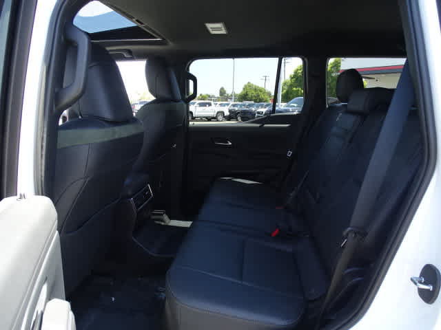 Used 2026 Lexus GX 550 AWD/4WD image 21