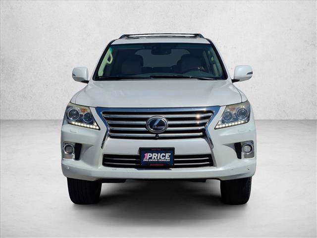 Used 2014 Lexus LX 570 4WD image 2