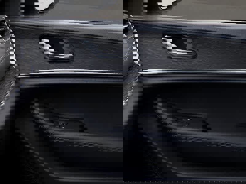 New 2026 Jeep Grand Cherokee Altitude image 25