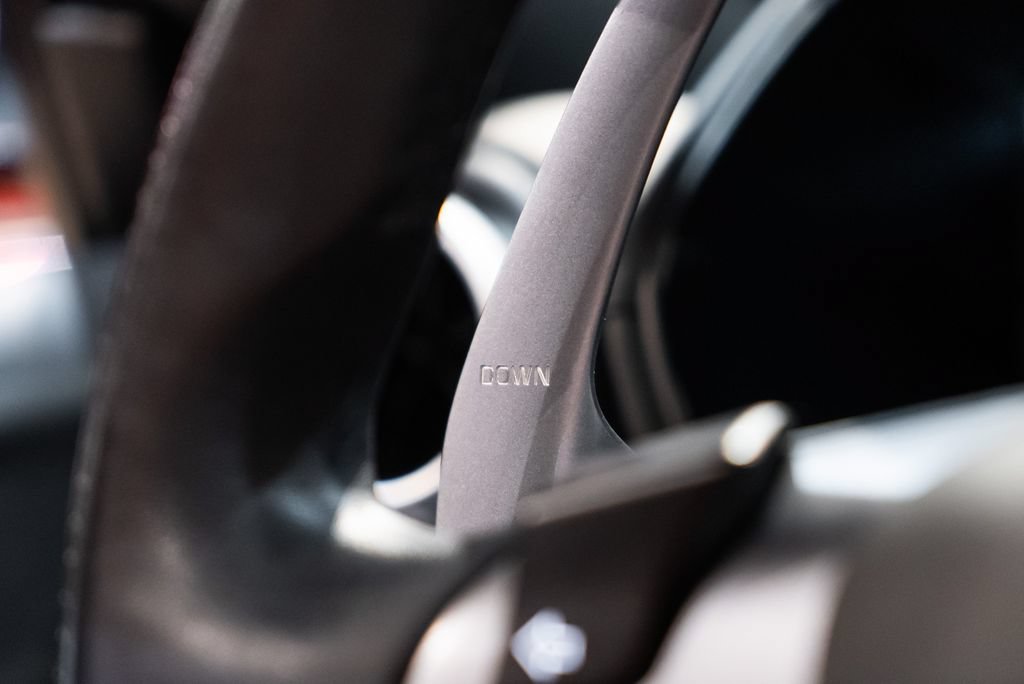 Certified 2020 Ferrari Portofino RWD image 33